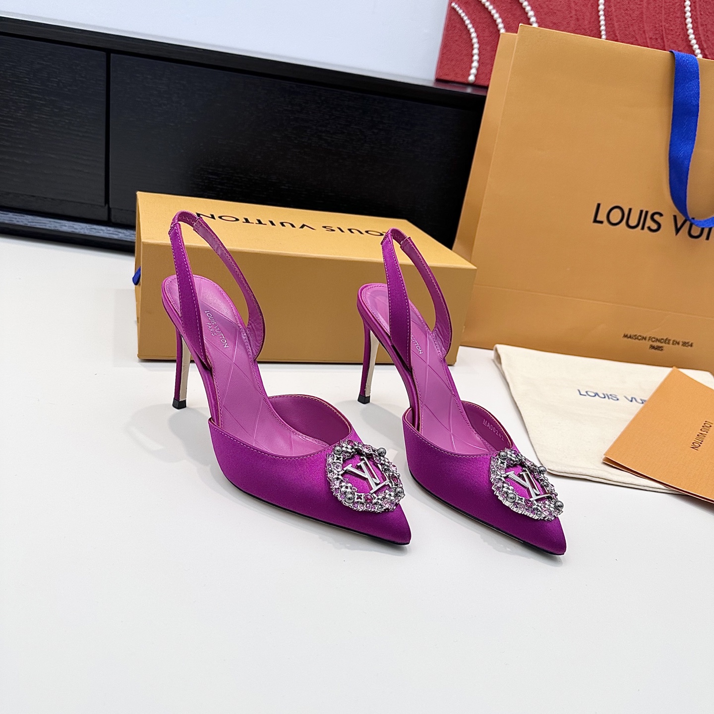 Women's high heels